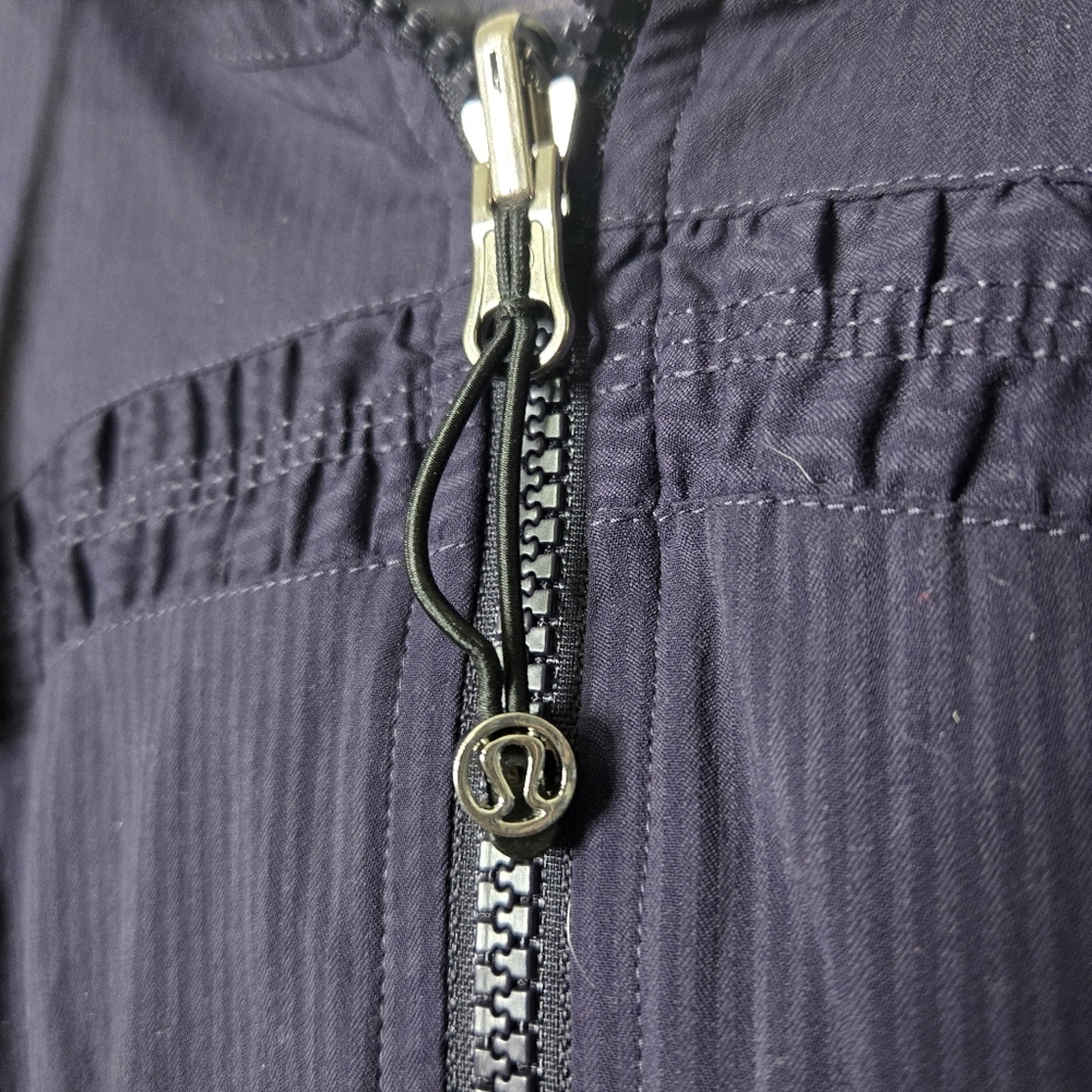 Zip-Up Jacket - Picture 4 of 5